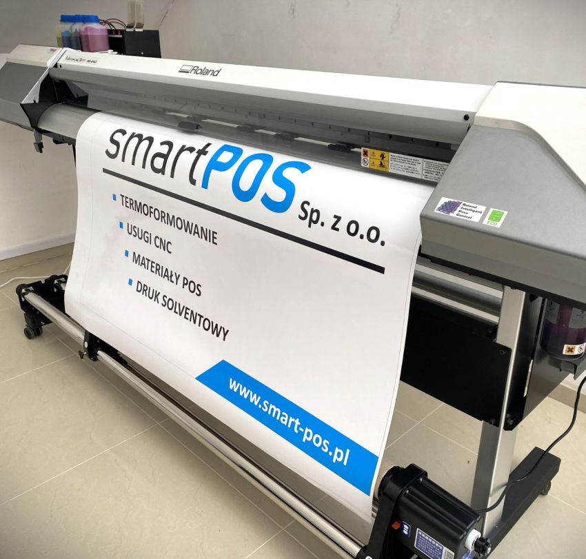 smartpos drukarka solventowa drukuje plakat